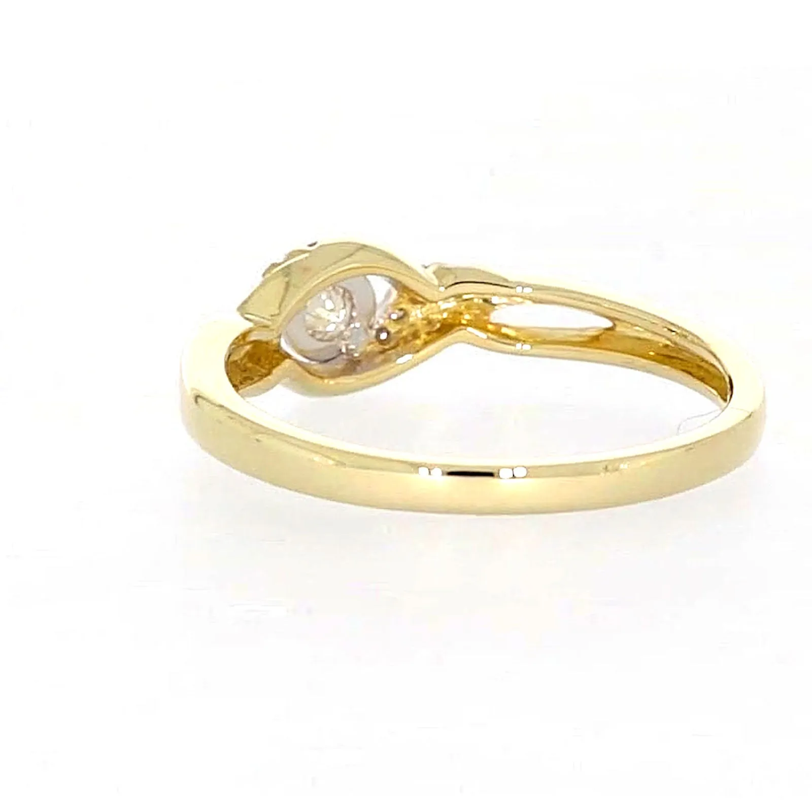 9ct Yellow Gold Round Brilliant Cut with 0.07 CARAT tw of Diamonds Ring