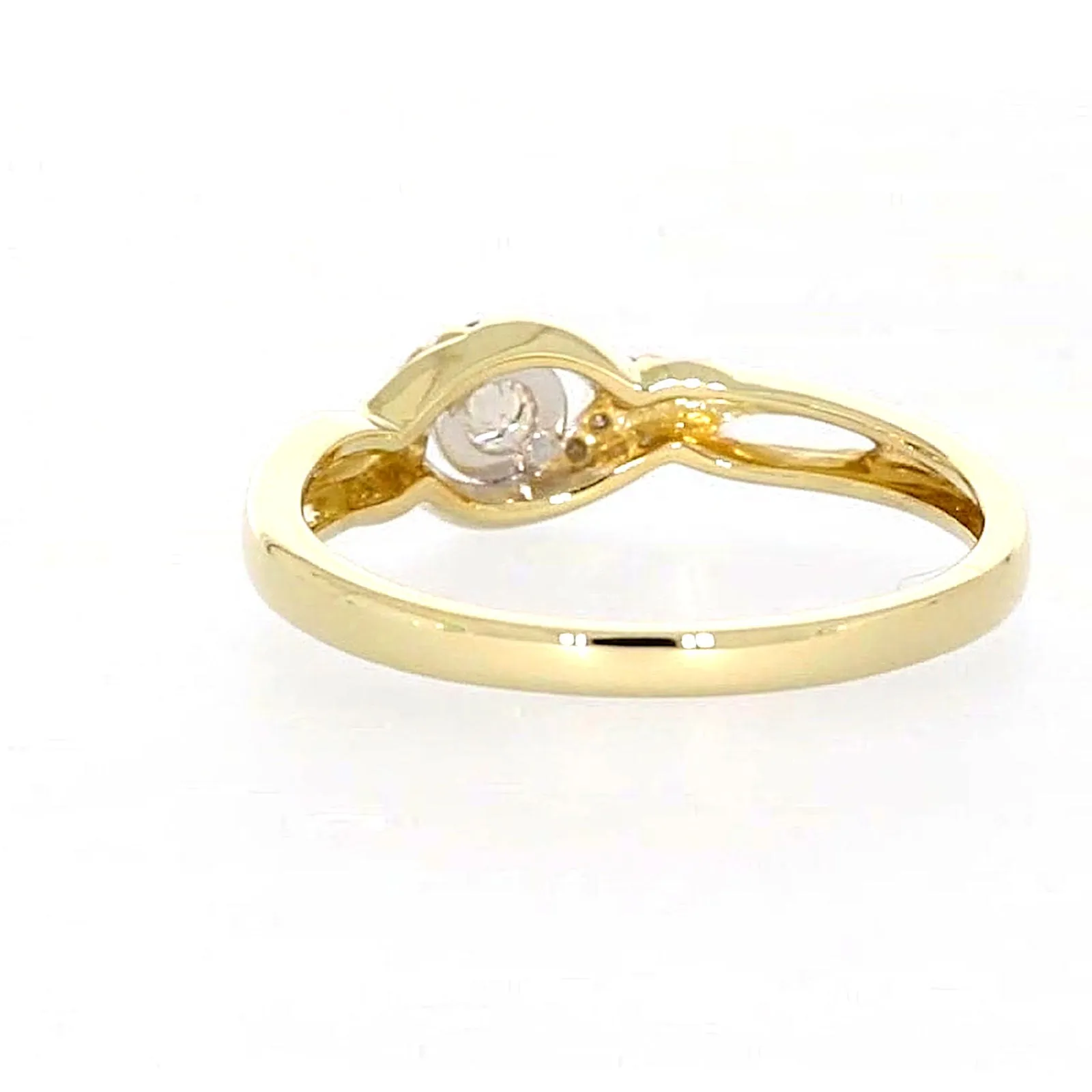 9ct Yellow Gold Round Brilliant Cut with 0.07 CARAT tw of Diamonds Ring