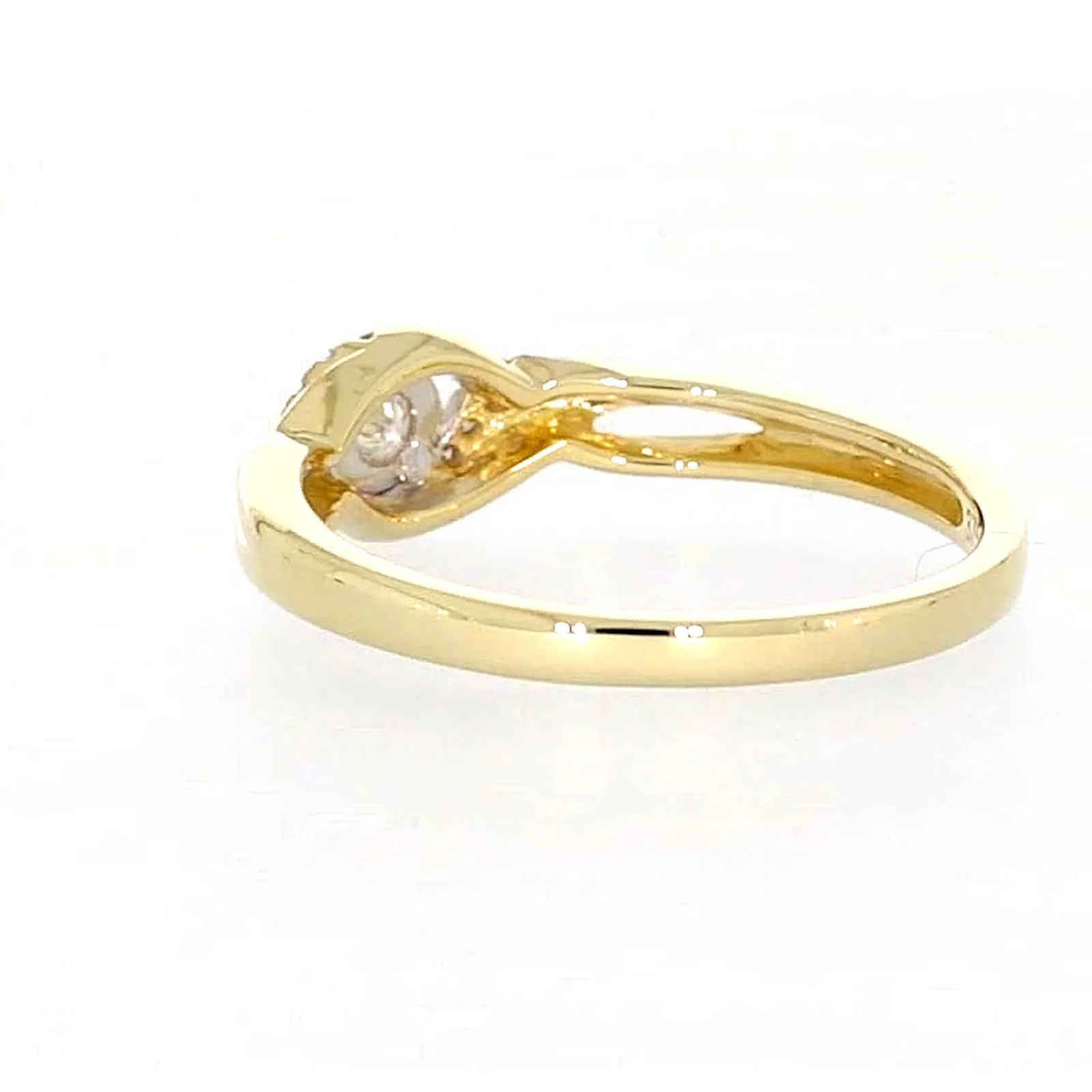 9ct Yellow Gold Round Brilliant Cut with 0.07 CARAT tw of Diamonds Ring