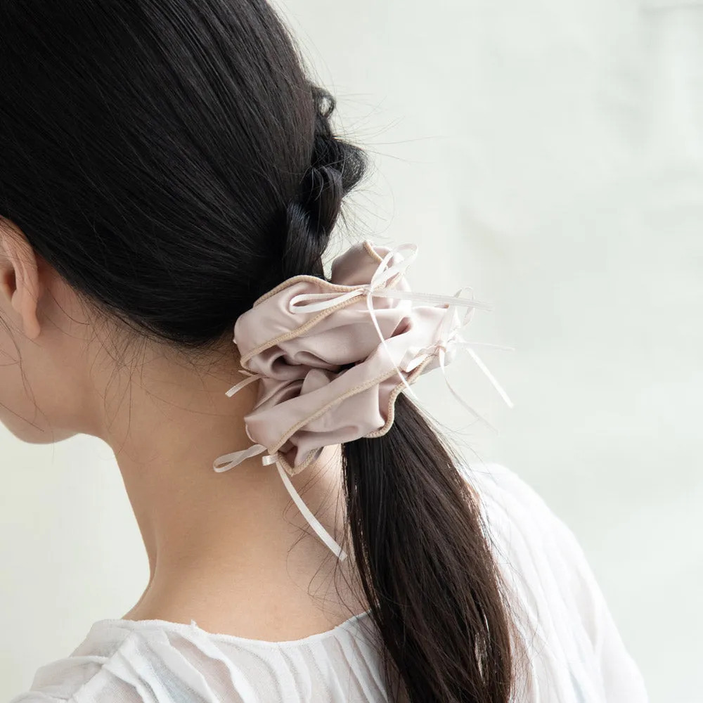 Bowknot Detail Hair Scrunchie