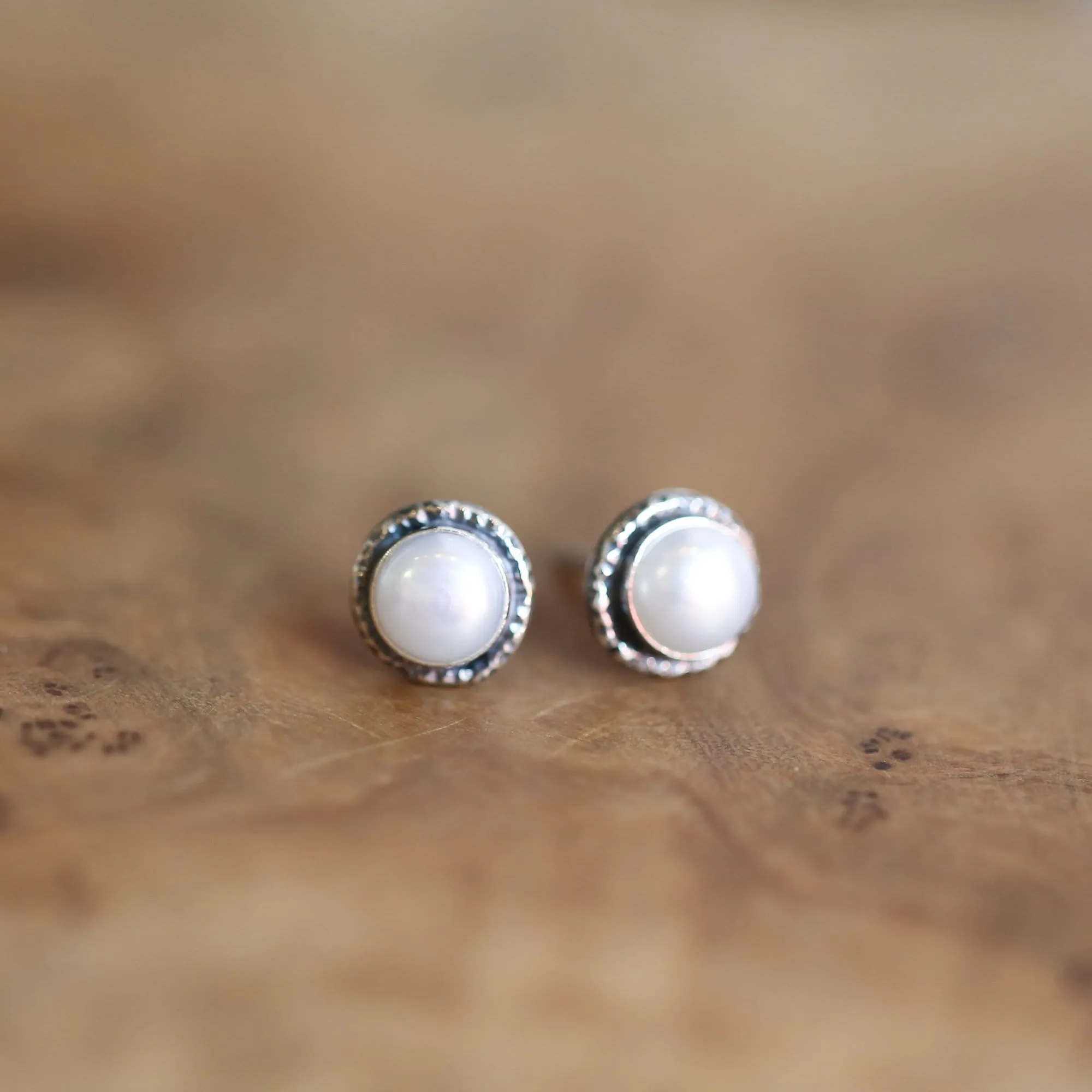 Freshwater Pearl Posts - Hammered Posts - .925 Sterling Silver - Mabe Pearl Earrings