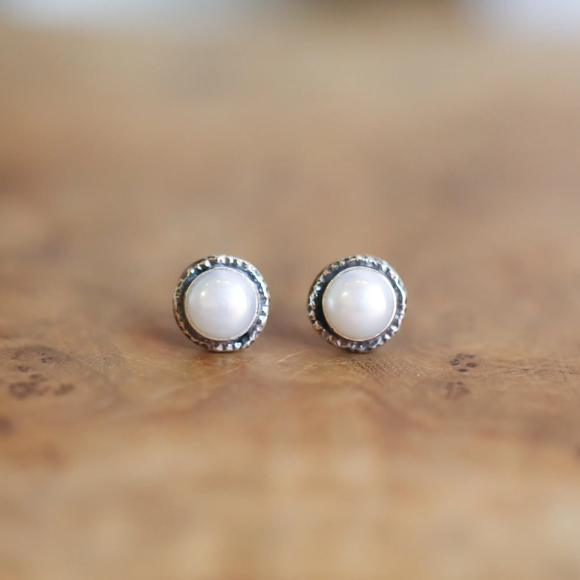 Freshwater Pearl Posts - Hammered Posts - .925 Sterling Silver - Mabe Pearl Earrings