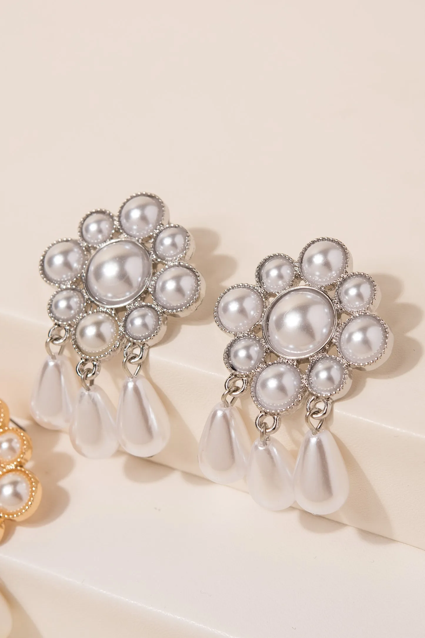 Kaia Floral Pattern Pearl Cluster & Tassel Dangle Drop Earrings - Silver White