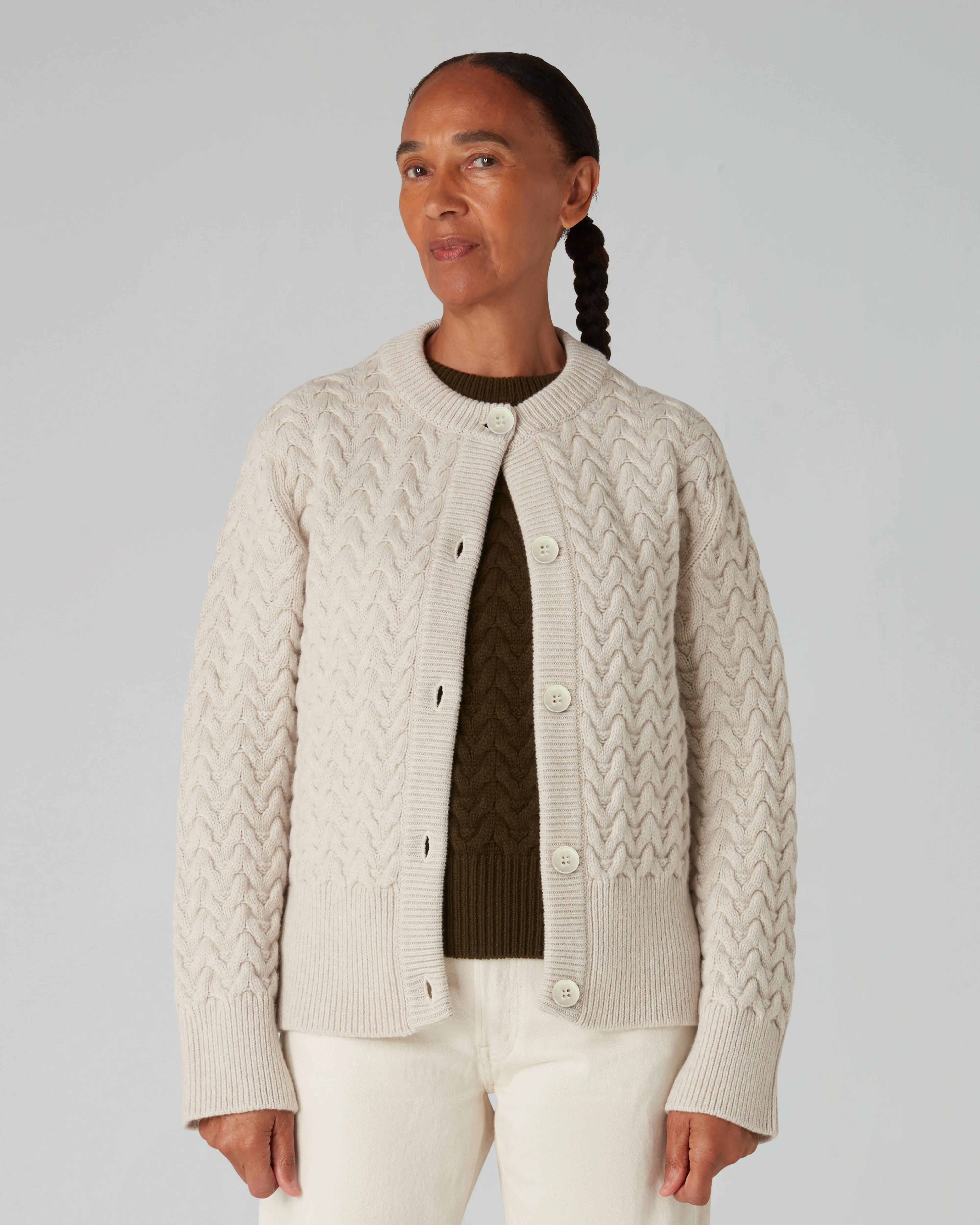 The BORDER CABLE Cardigan - Lait